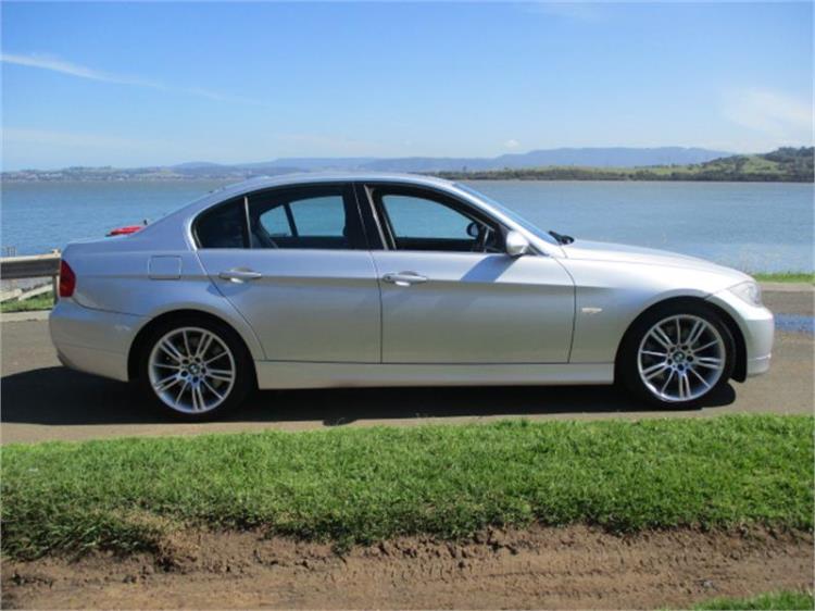 2005 BMW 3 4D SEDAN 30i E90