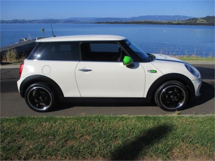 2016 MINI ONE 3D HATCHBACK F56