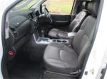 2011 NISSAN NAVARA DUAL CAB UTILITY ST-X 550 (4x4) D40